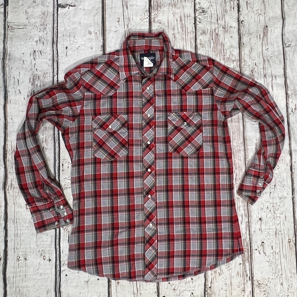 Wrangler Western Pearl Snap Vintage Button Down Long Sleeve Rancher Shirt